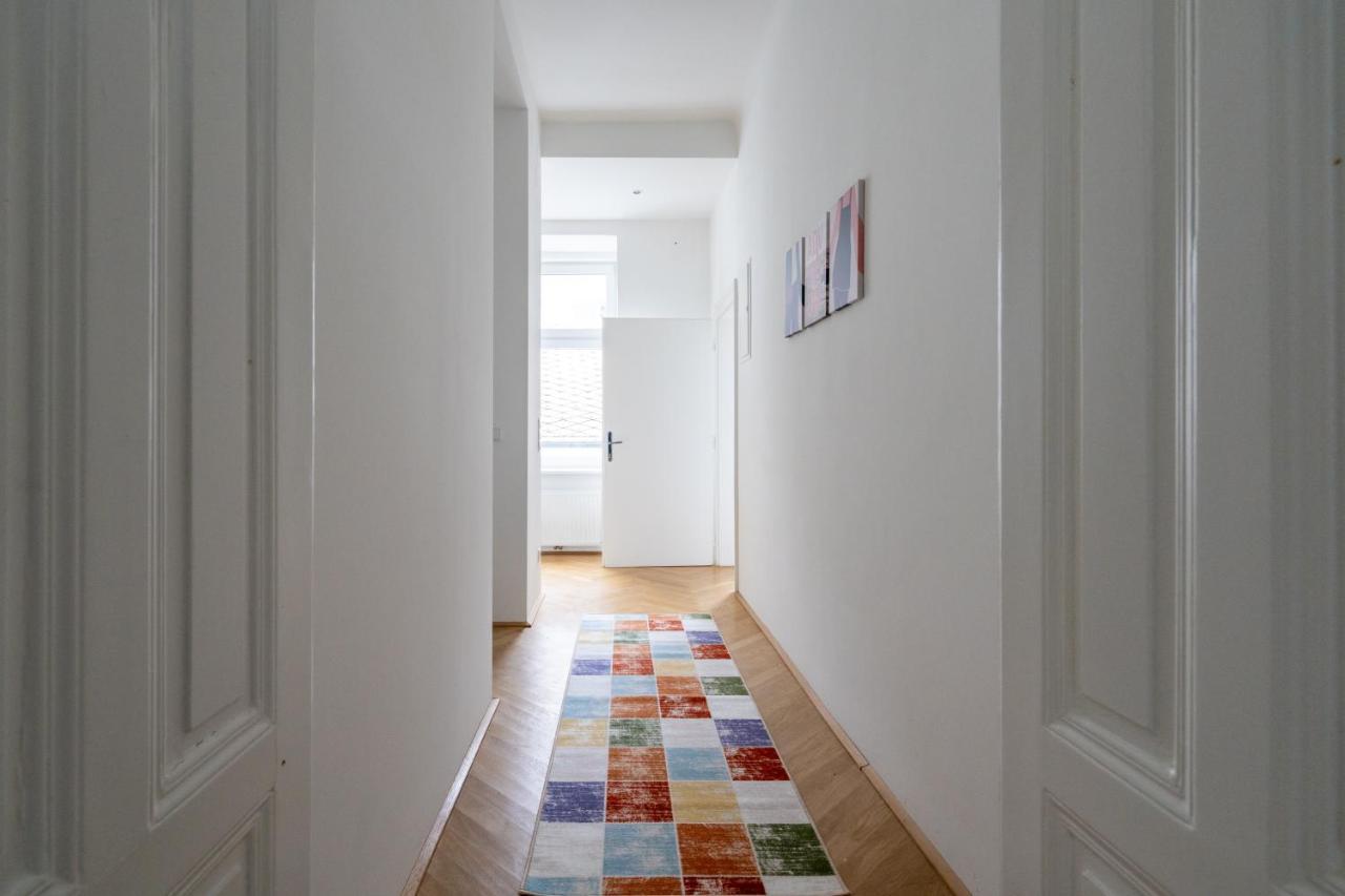 Central Two Bedroom Apartment Vienne Extérieur photo