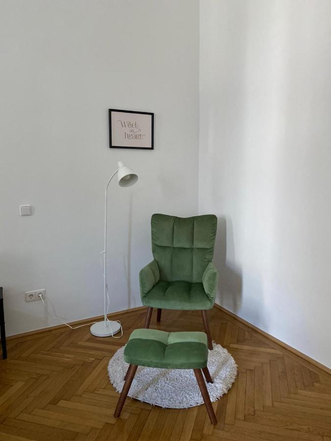 Central Two Bedroom Apartment Vienne Extérieur photo